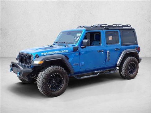 Used 2024 Jeep Wrangler Unlimited AWD/4WD image 11
