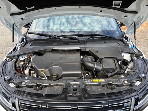 Certified 2026 Land Rover Range Rover Evoque S AWD/4WD image 15