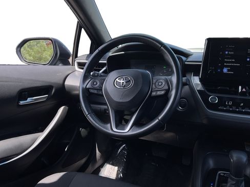 Used 2024 Toyota Corolla SE w/ SE Package FWD image 14