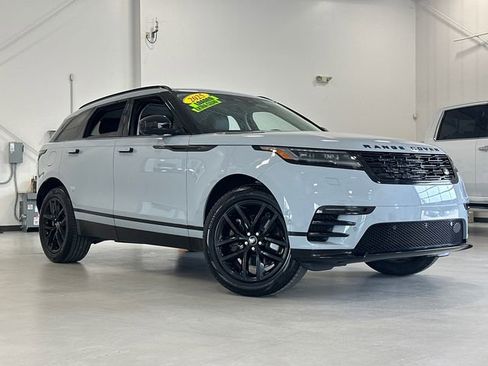 Used 2025 Land Rover Range Rover Velar Dynamic SE AWD/4WD image 2