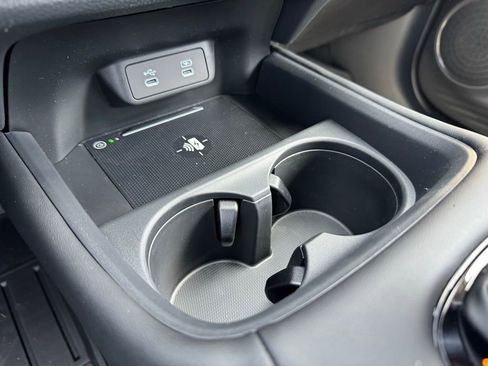 New 2026 Honda HR-V LX image 16