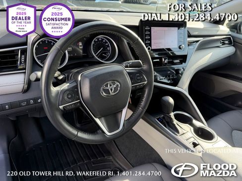 Used 2022 Toyota Camry LE image 12