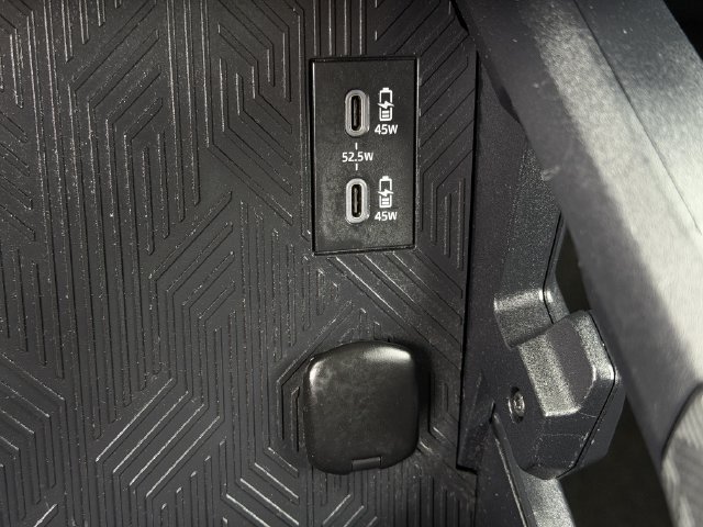 Used 2025 Toyota 4Runner SR5 AWD/4WD image 20