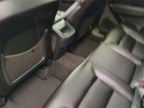 Certified 2023 Volvo XC60 B5 Core w/ Climate Package image 27