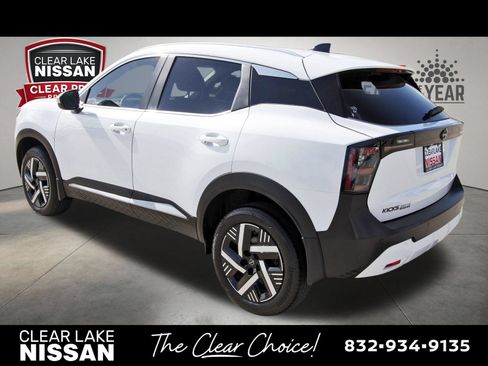 Certified 2026 Nissan Kicks SV FWD image 5