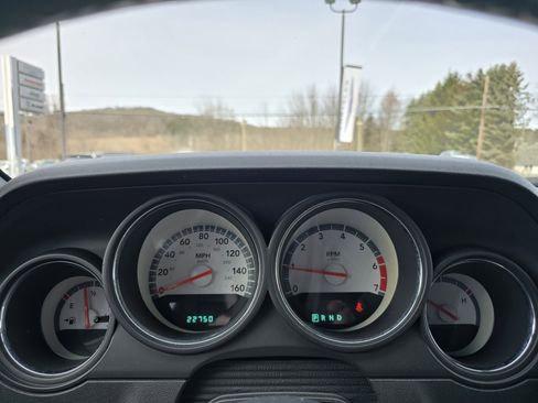 Used 2009 Dodge Challenger R/T w/ Sound Group image 20