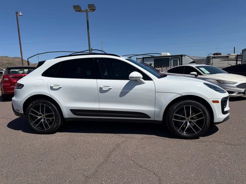 Used 2025 Porsche Macan Turbo AWD/4WD image 4