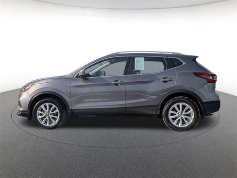 Used 2022 Nissan Rogue Sport SV w/ Technology Package image 8