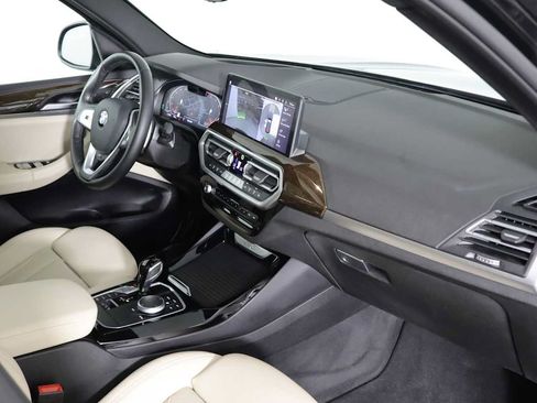 Used 2024 BMW X3 xDrive30i w/ Premium Package AWD/4WD image 6