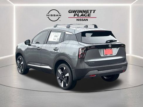 New 2026 Nissan Kicks SR w/ Cold Weather Package FWD image 7