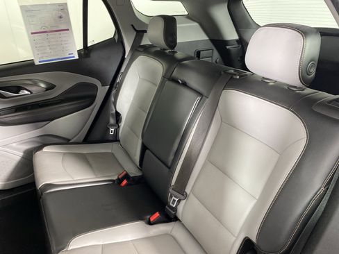 Used 2018 GMC Terrain SLT w/ Preferred Package image 32