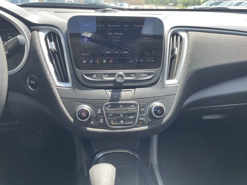 Used 2023 Chevrolet Malibu LT image 8