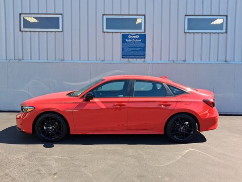 Used 2026 Honda Civic Sport image 2