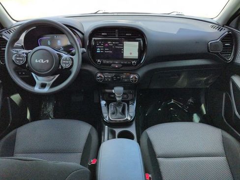 Used 2025 Kia Soul S FWD image 15