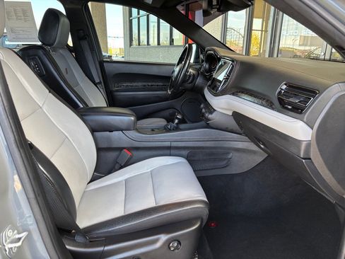 Used 2021 Dodge Durango R/T w/ Technology Group image 40