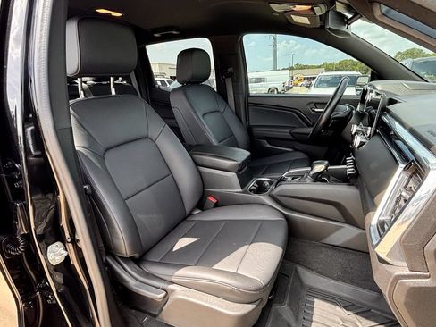 Used 2024 GMC Canyon Elevation w/ Elevation Premium Package RWD image 29
