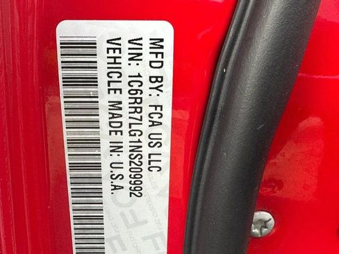 Used 2022 RAM 1500 Classic SLT image 22