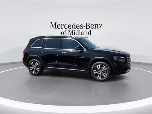 New 2026 Mercedes-Benz GLB 250 GLB 250 image 9