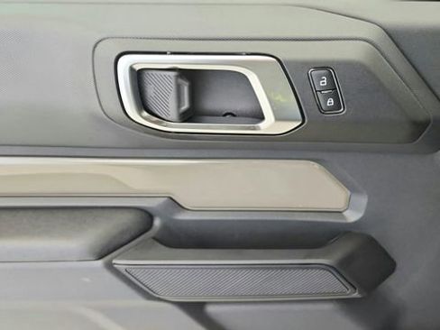 New 2025 Ford Bronco 2-Door image 17