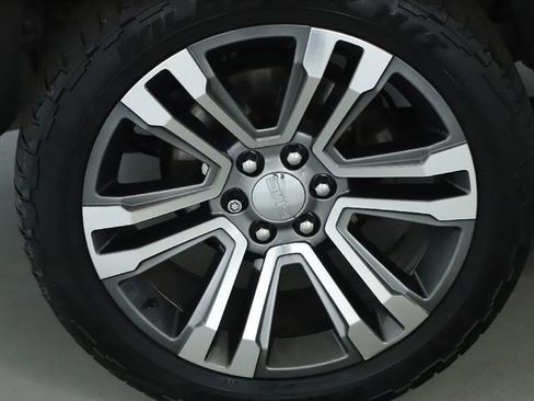 Used 2017 GMC Yukon Denali w/ Open Road Package image 48