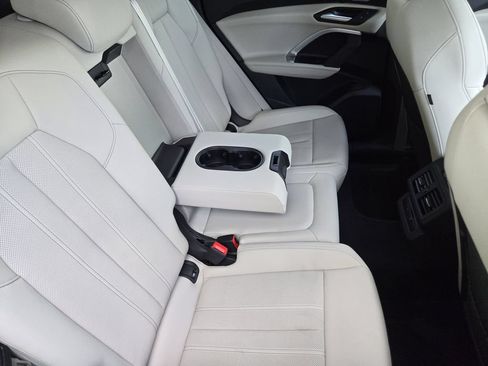 Used 2025 Audi Q5 Premium Plus w/ Premium Plus AWD/4WD image 40