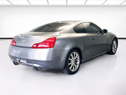 Used 2011 INFINITI G37 Journey w/ Premium Pkg image 4
