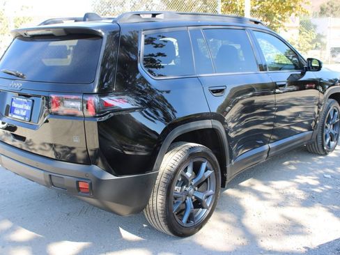 New 2026 Jeep Cherokee Limited AWD/4WD image 4