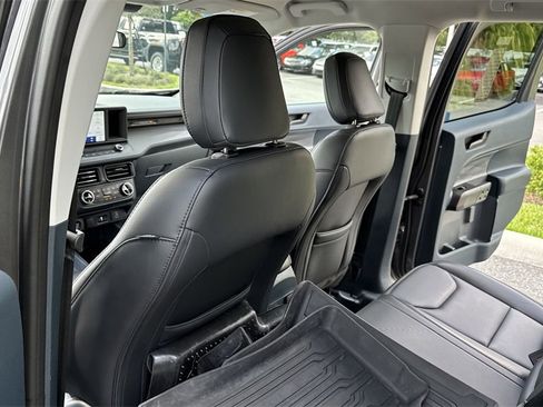 Used 2024 Ford Maverick Lariat w/ Black Appearance Package image 35