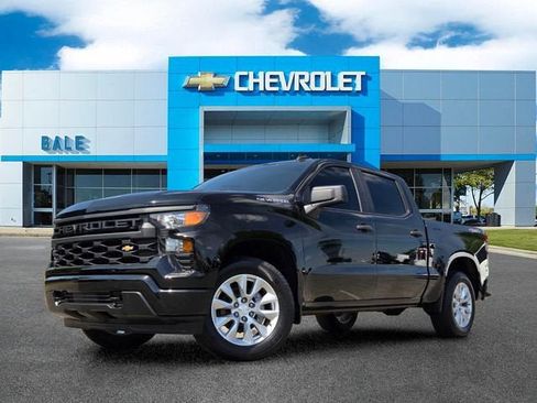 Used 2024 Chevrolet Silverado 1500 Custom AWD/4WD image 25