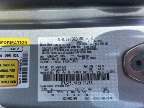Used 2025 Ford Mustang Premium RWD image 5