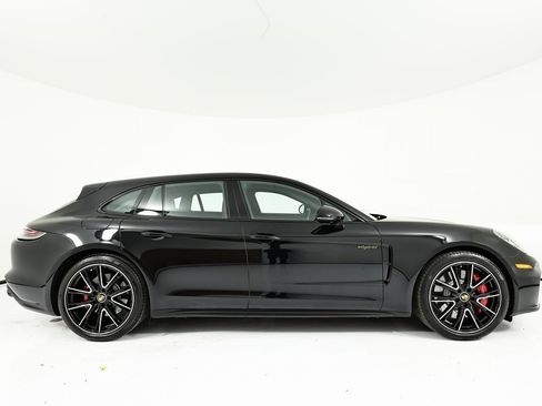 Certified 2023 Porsche Panamera 4S image 8