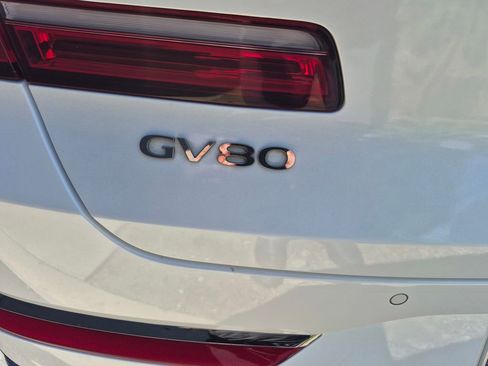 Used 2025 Genesis GV80 2.5T Prestige image 9