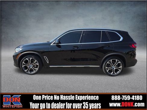 Used 2022 BMW X5 xDrive40i w/ Parking Assistance Package image 5