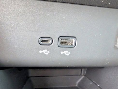 New 2026 Buick Encore GX Avenir image 17