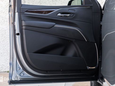 Used 2023 Cadillac Escalade Sport Platinum image 19