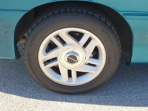Used 1995 Chevrolet Camaro Z28 RWD image 7