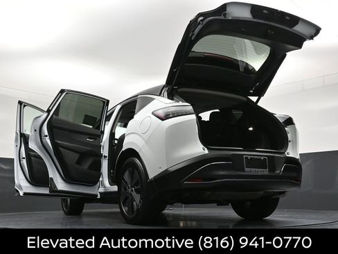 Certified 2025 Nissan Murano SL AWD/4WD image 38