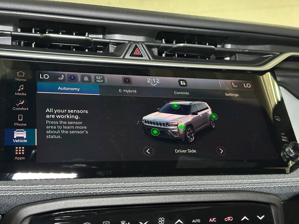 New 2026 Jeep Cherokee Laredo AWD/4WD image 32