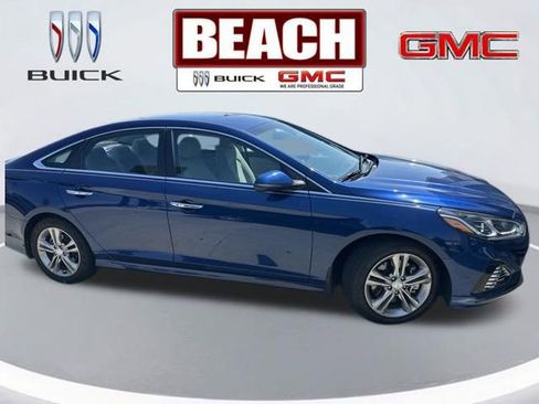 Used 2019 Hyundai Sonata SEL w/ Tech Package 02 FWD image 2