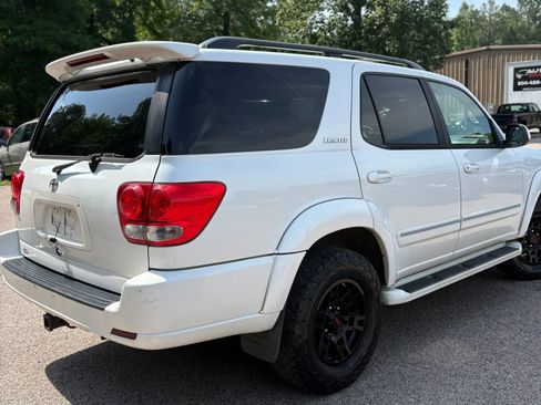 Used 2006 Toyota Sequoia Limited AWD/4WD image 6