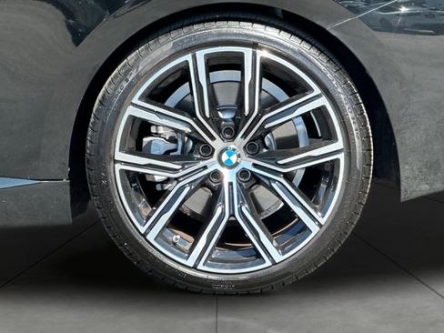 Used 2024 BMW 230i Coupe w/ Convenience Package RWD image 23