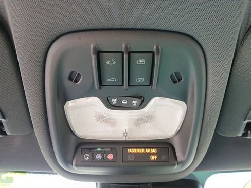 Used 2022 Chevrolet TrailBlazer RS w/ Sun and Liftgate Package image 14