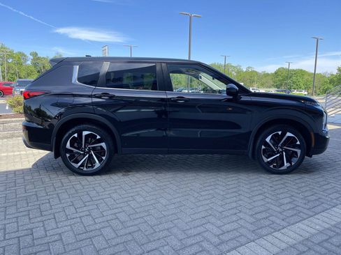 Used 2022 Mitsubishi Outlander ES FWD image 6