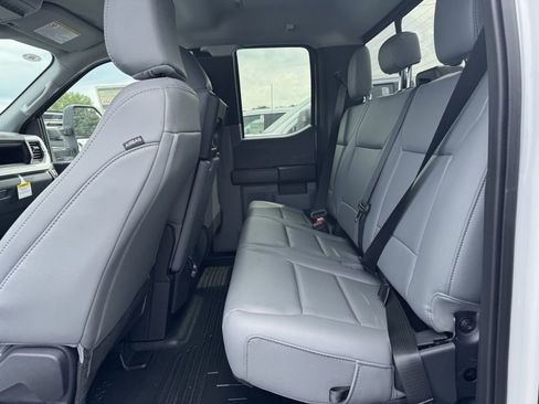 New 2025 Ford F350 XL w/ XL Chrome Package image 7