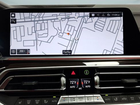 Used 2021 BMW X5 xDrive40i w/ M Sport Package image 22