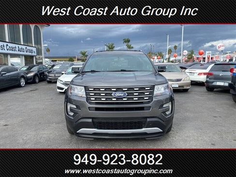 Used 2016 Ford Explorer XLT w/ Equipment Group 202A image 2