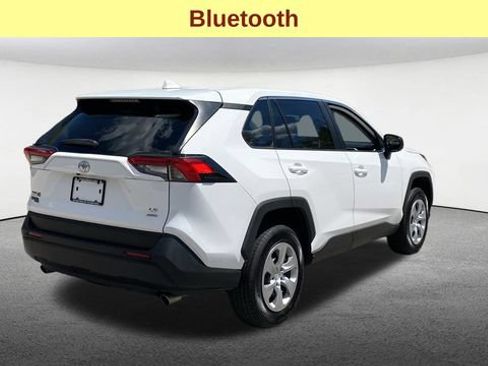 Used 2024 Toyota RAV4 LE AWD/4WD image 9