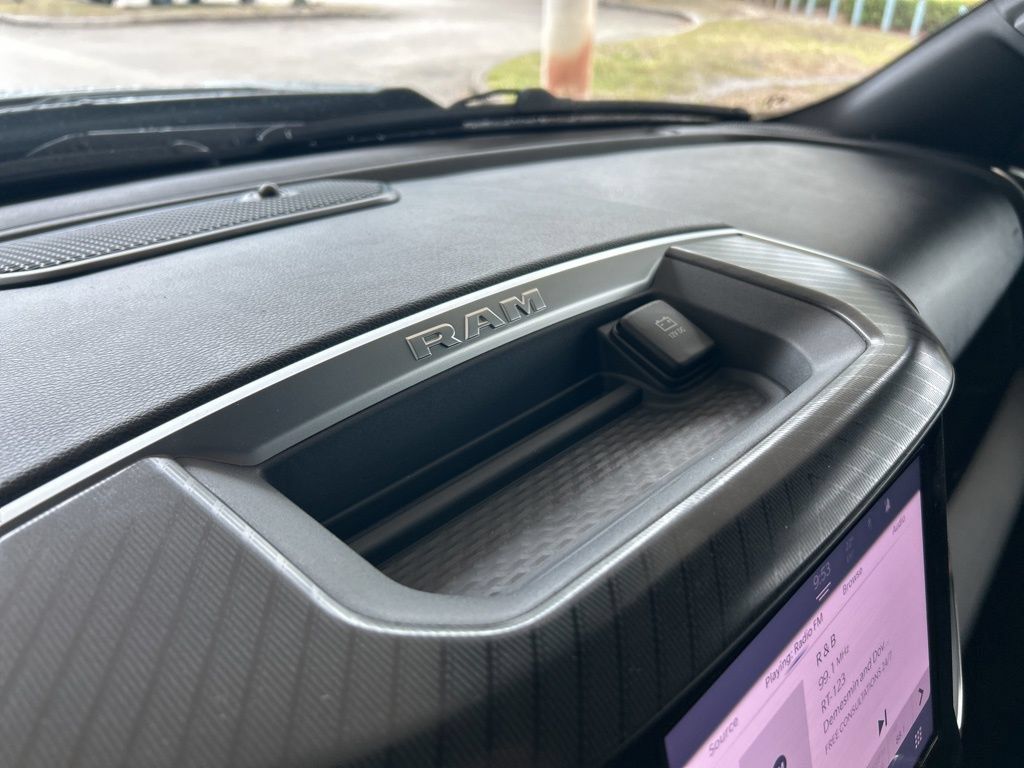 New 2025 RAM 1500 Tradesman AWD/4WD image 38