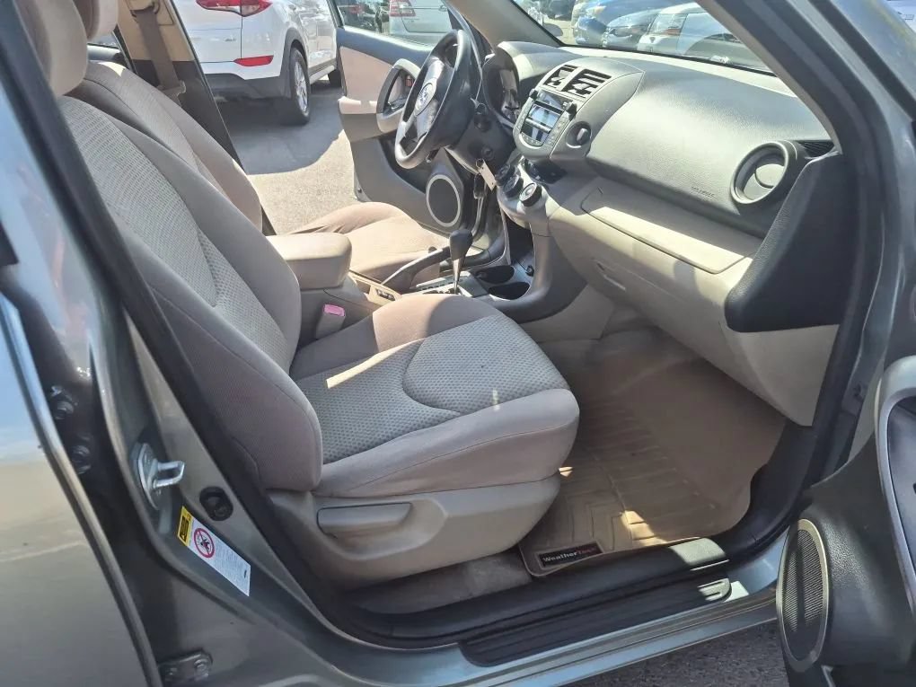 Used 2008 Toyota RAV4 4WD image 13