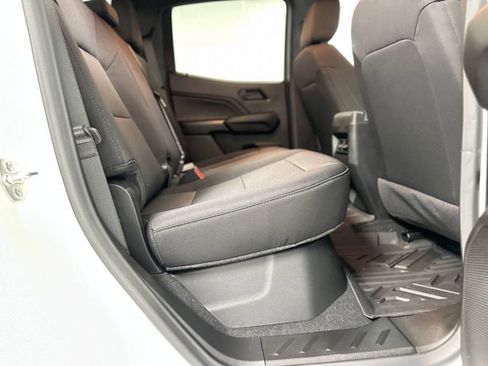 New 2026 Chevrolet Colorado W/T image 22